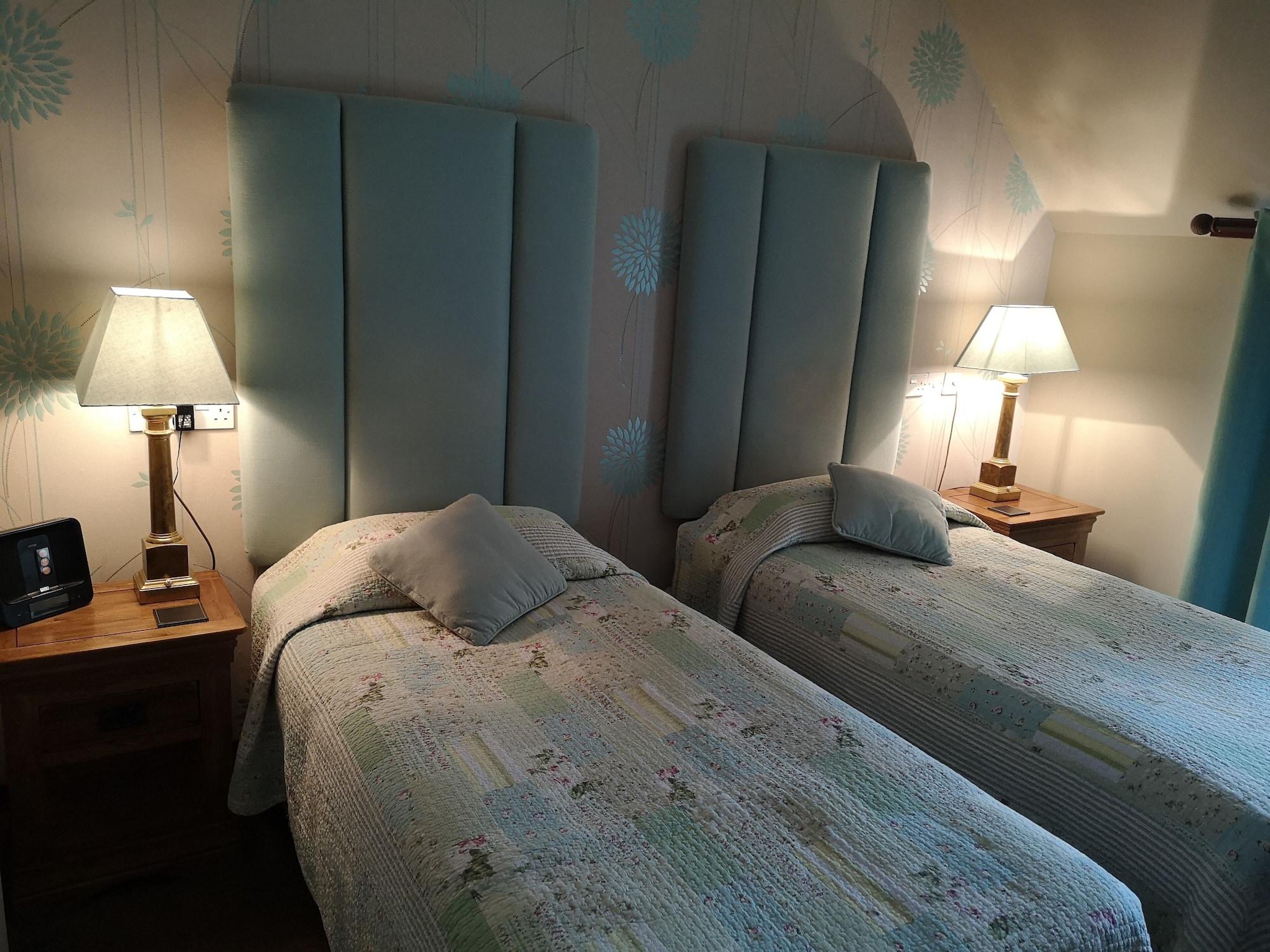 The Commercial Hotel Tarland Εξωτερικό φωτογραφία